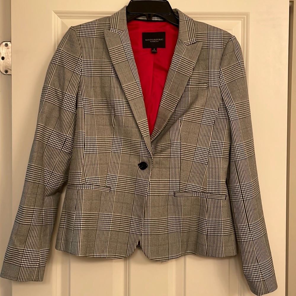 COPY - Banana Republic Classic Fit blazer